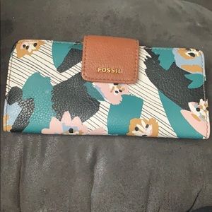 FOSSIL MADISON SLIM CLUTCH WALLET blue floral